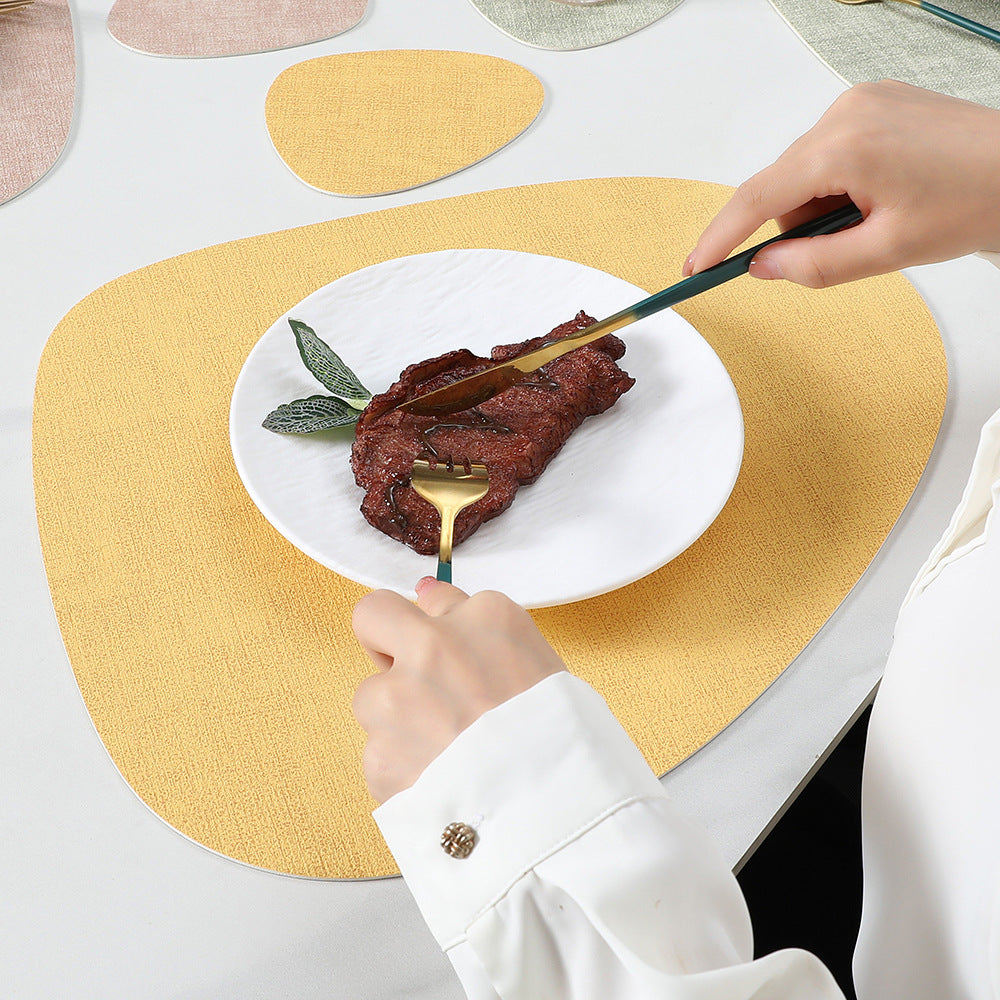 5pcs Placemats (1 Placemat+4 Coasters) Cloth Patterned Water Droplet Shaped Western Dining Table Mat, Hotel Insulated Plate Mat, Bowl Mat, Dual Color Heat-resistant Western Dining Mat